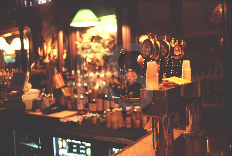 Wharf Rat Pub, Interior