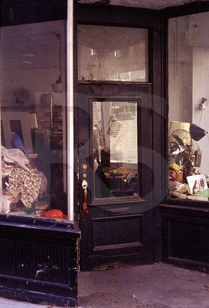 Vacant Store