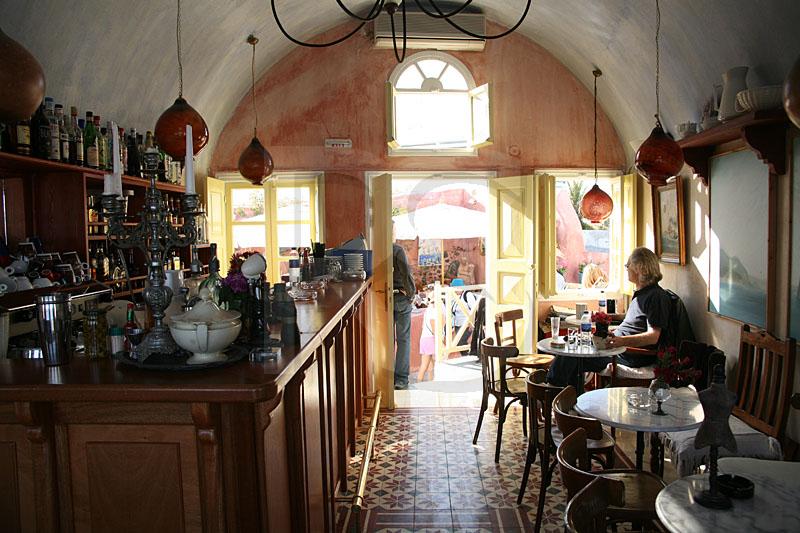 Oia Bar