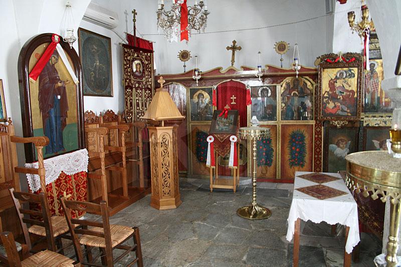 Temple Of Agia Barbara, Interior