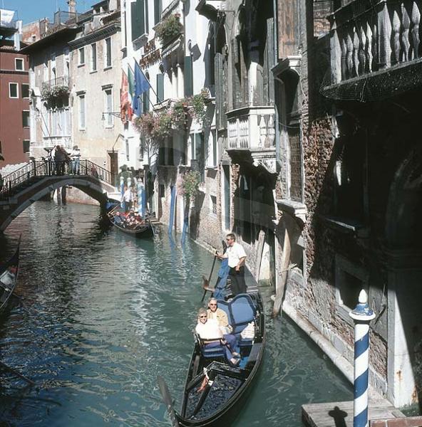 Canal Scene 2