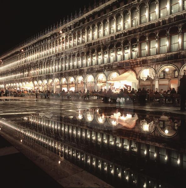 Procuratie Vecchie, At Night