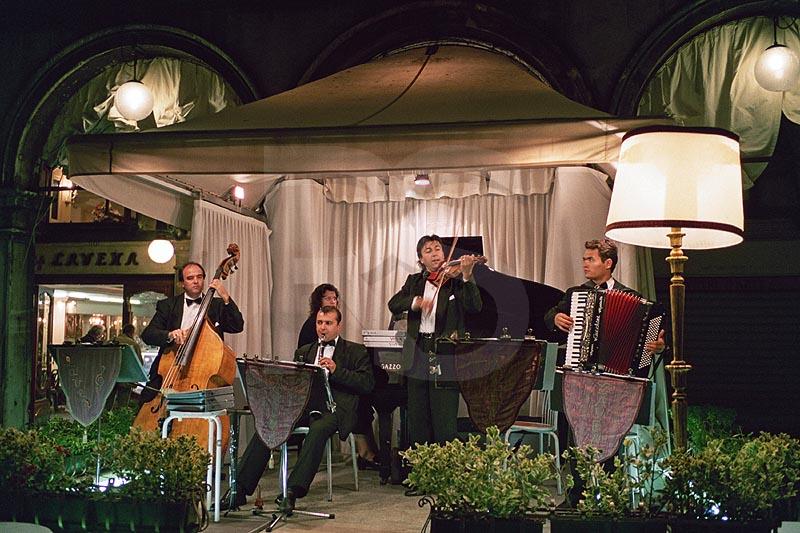 St. Mark's Square, Musicians