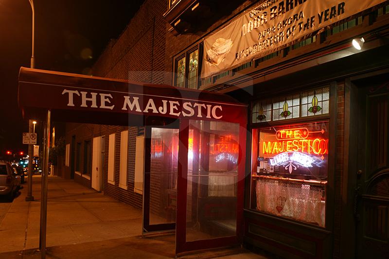 Majestic Steakhouse, Exterior