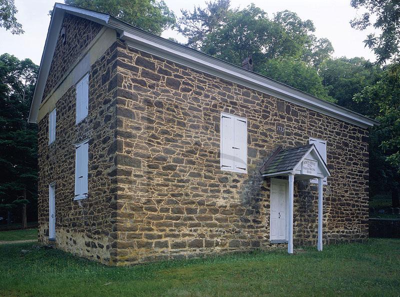 Arneys Mount Friends Meetinghouse
