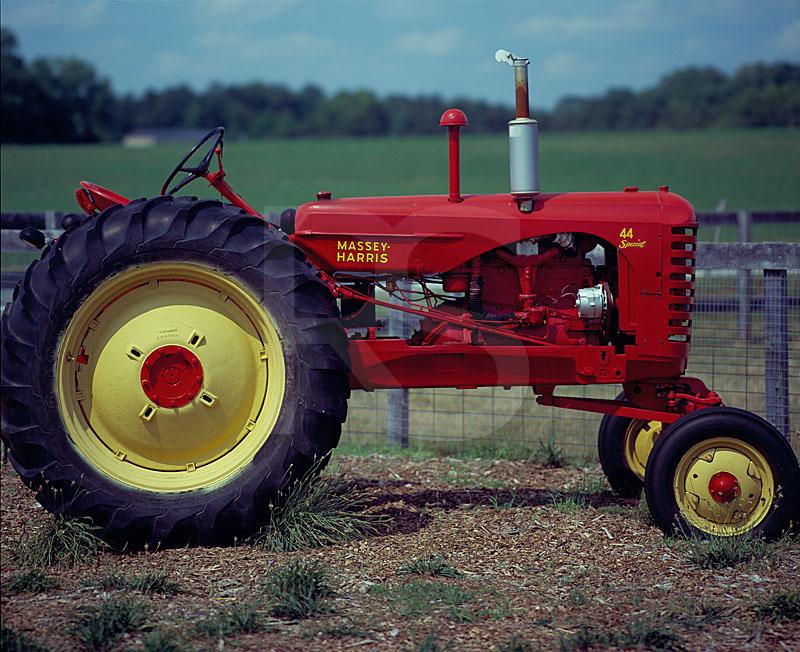 Massey-Harris Tractor, Emrys Farm