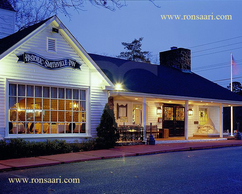 Smithville Inn At Dusk