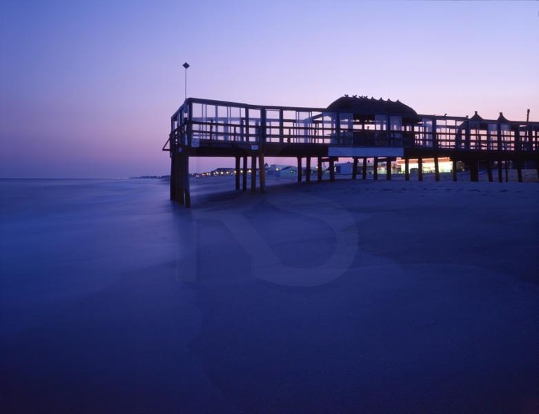 Tiki Bar Pier