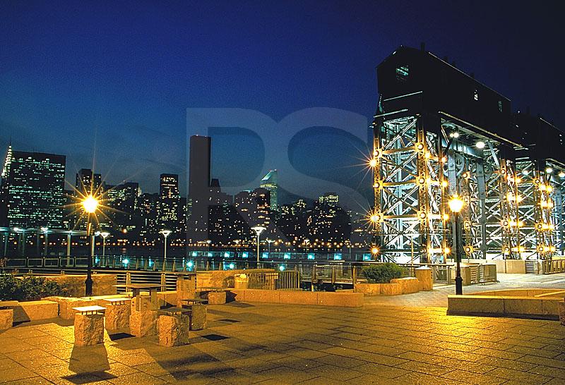 Gantry Plaza State Park