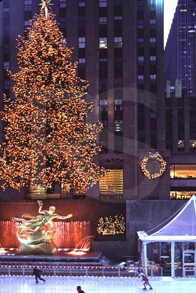 Rockefeller Center, Christmas Tree and Prometheus Statue