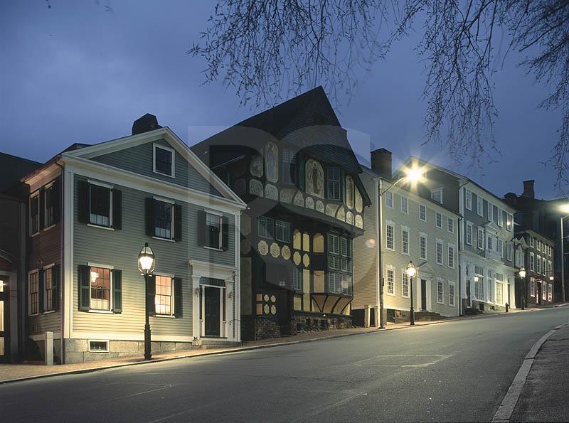 Thomas Street Residences, At Night