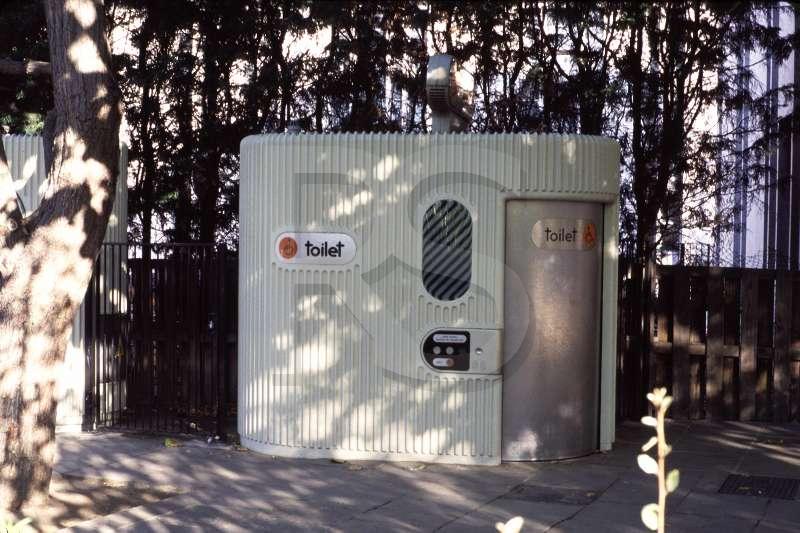 Public Toilet