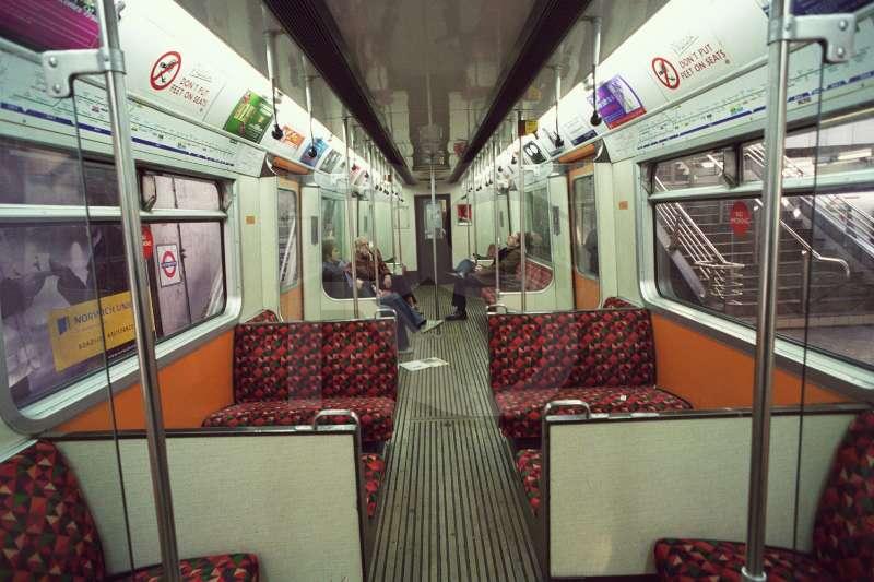 London Underground, Interior