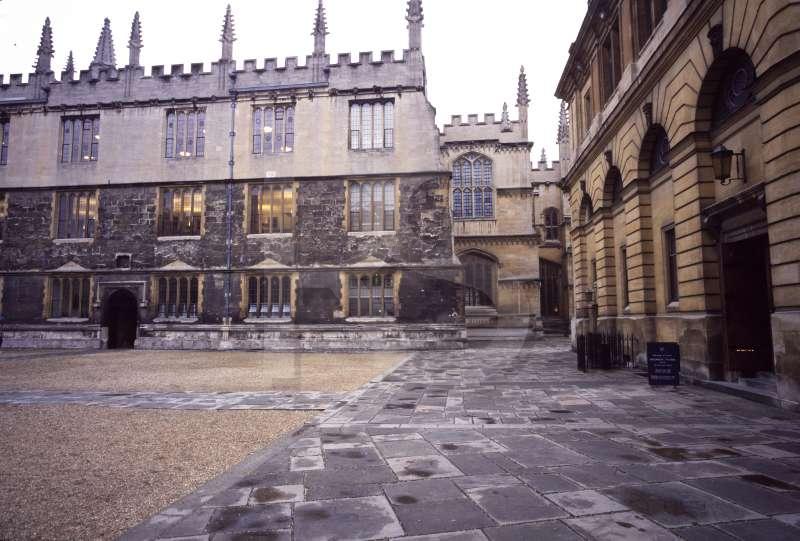 Oxford Library