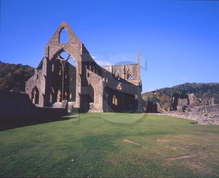 Tintern Abbey 4