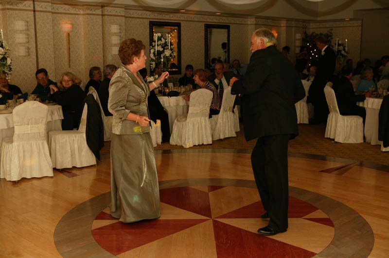 AngelaAndBill0251.jpg