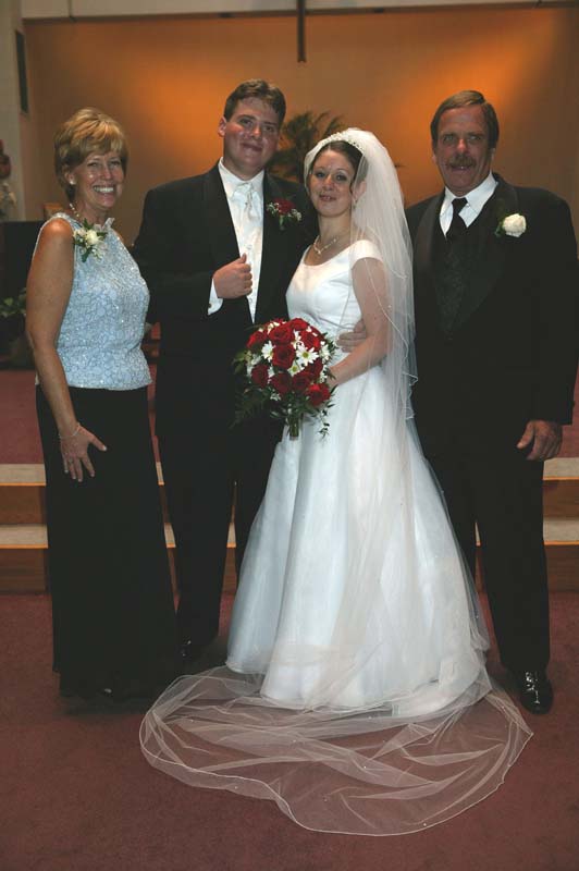 ReneeAndTommy0270.jpg